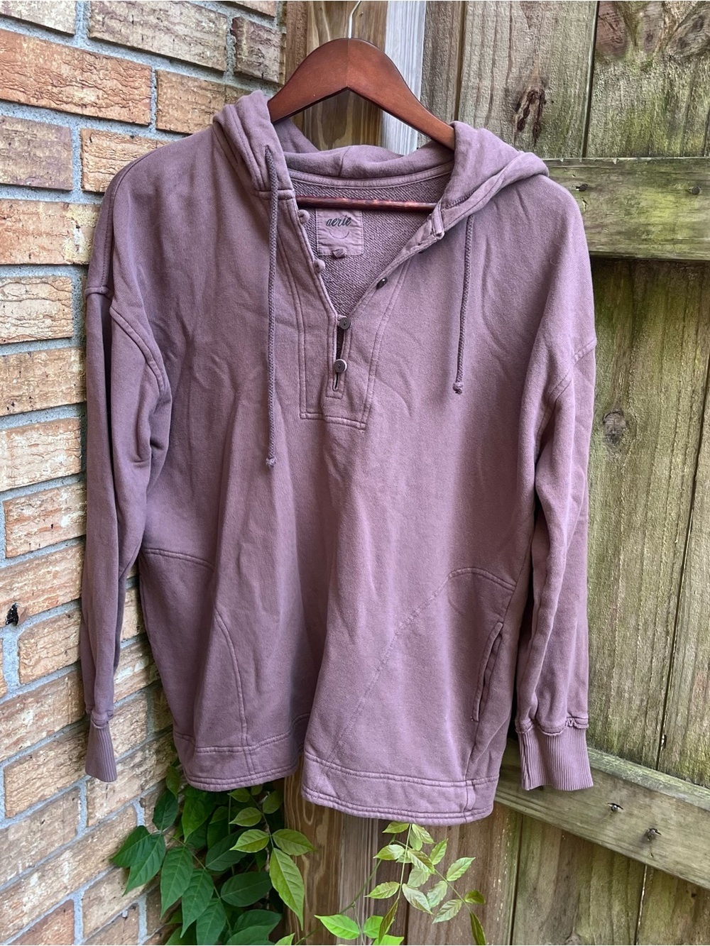 aerie Hooded Pullover in Chocolate Brown